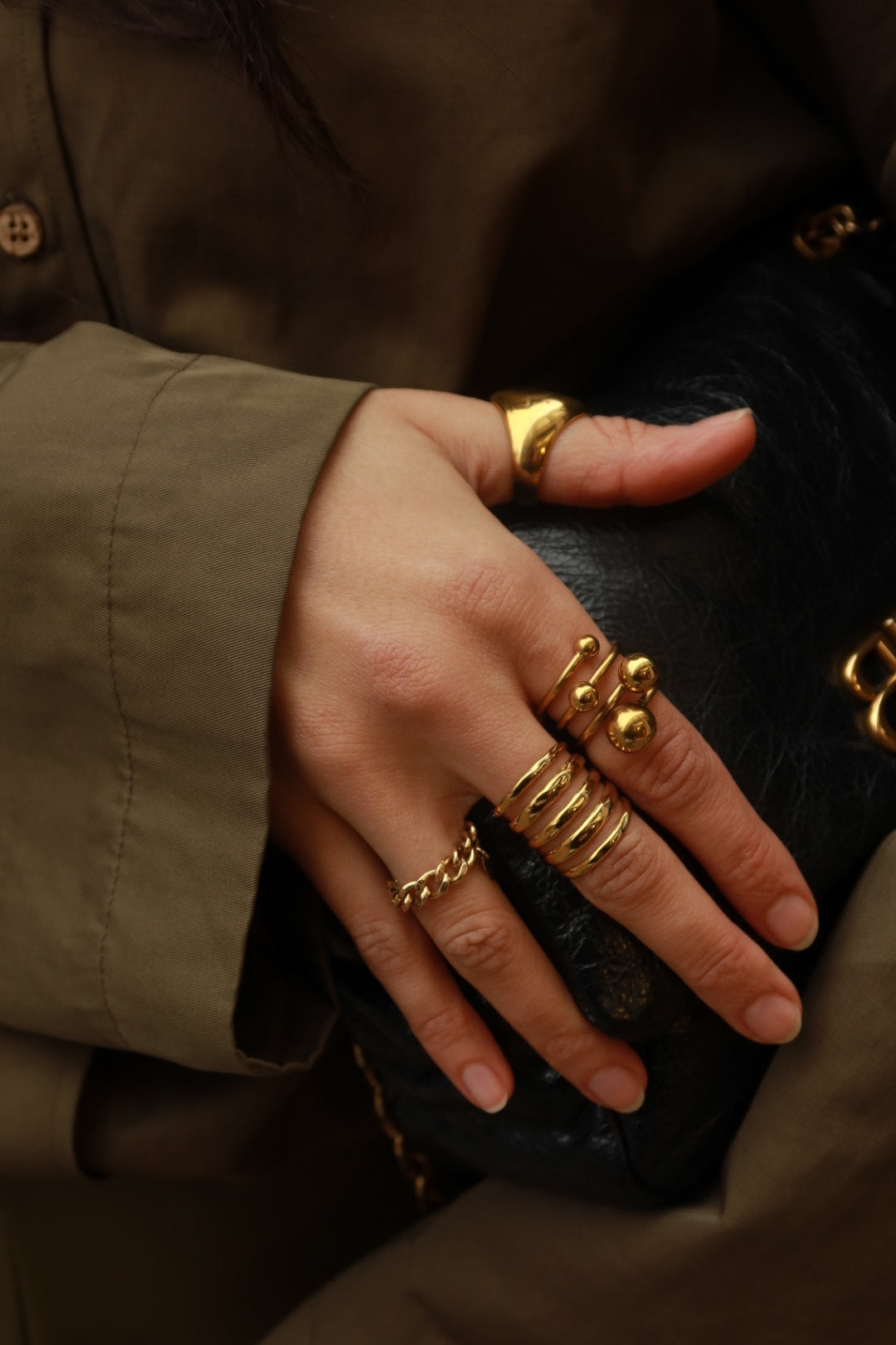 Lior ring