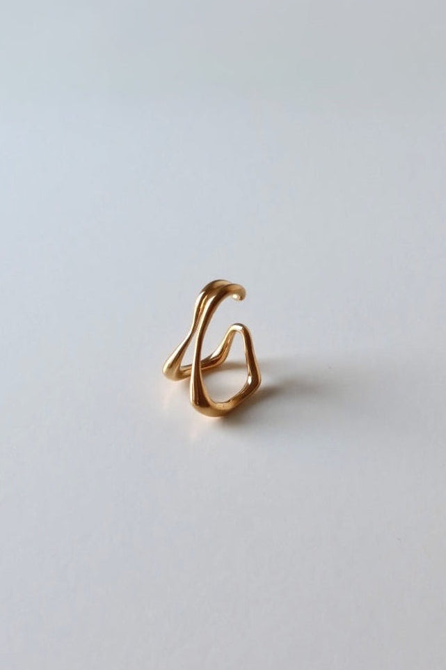 Sera ear cuff